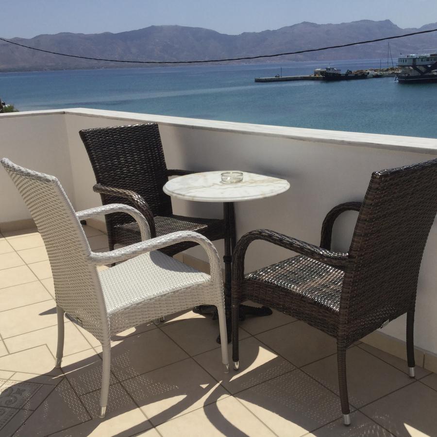 En Plo Hotel Elafonissos Exterior photo
